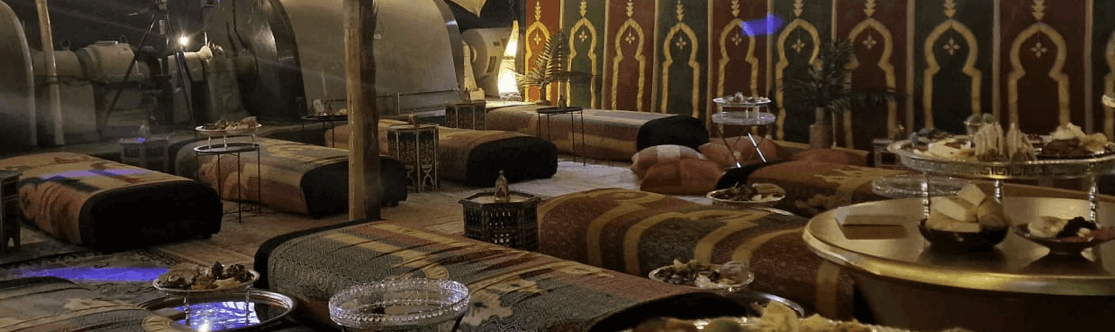 Waterpijpenterras feest Arabische decoratie voor uw feest